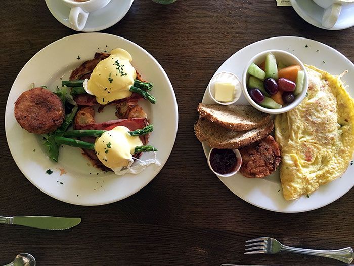 breakfast-at-cafe-monte-in-southpark