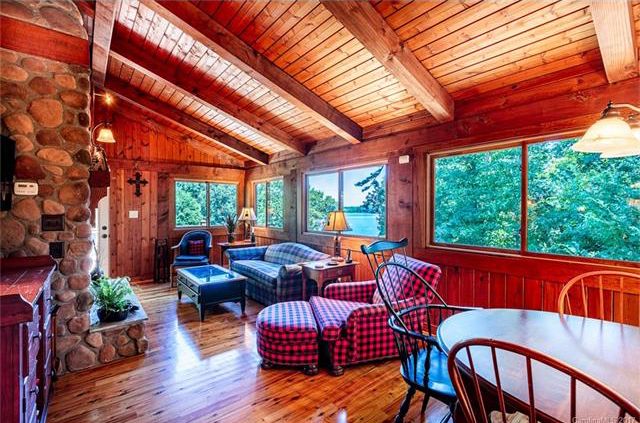 living-room-home-for-sale-by-lake