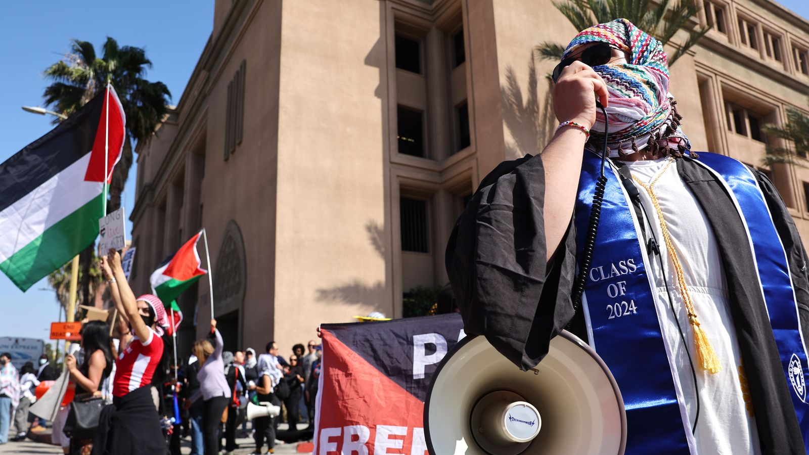 Jerry Seinfeld speech prompts Duke pro-Palestinian protest walkout