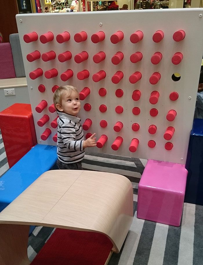 NorthLake-Mall-toddler-playground