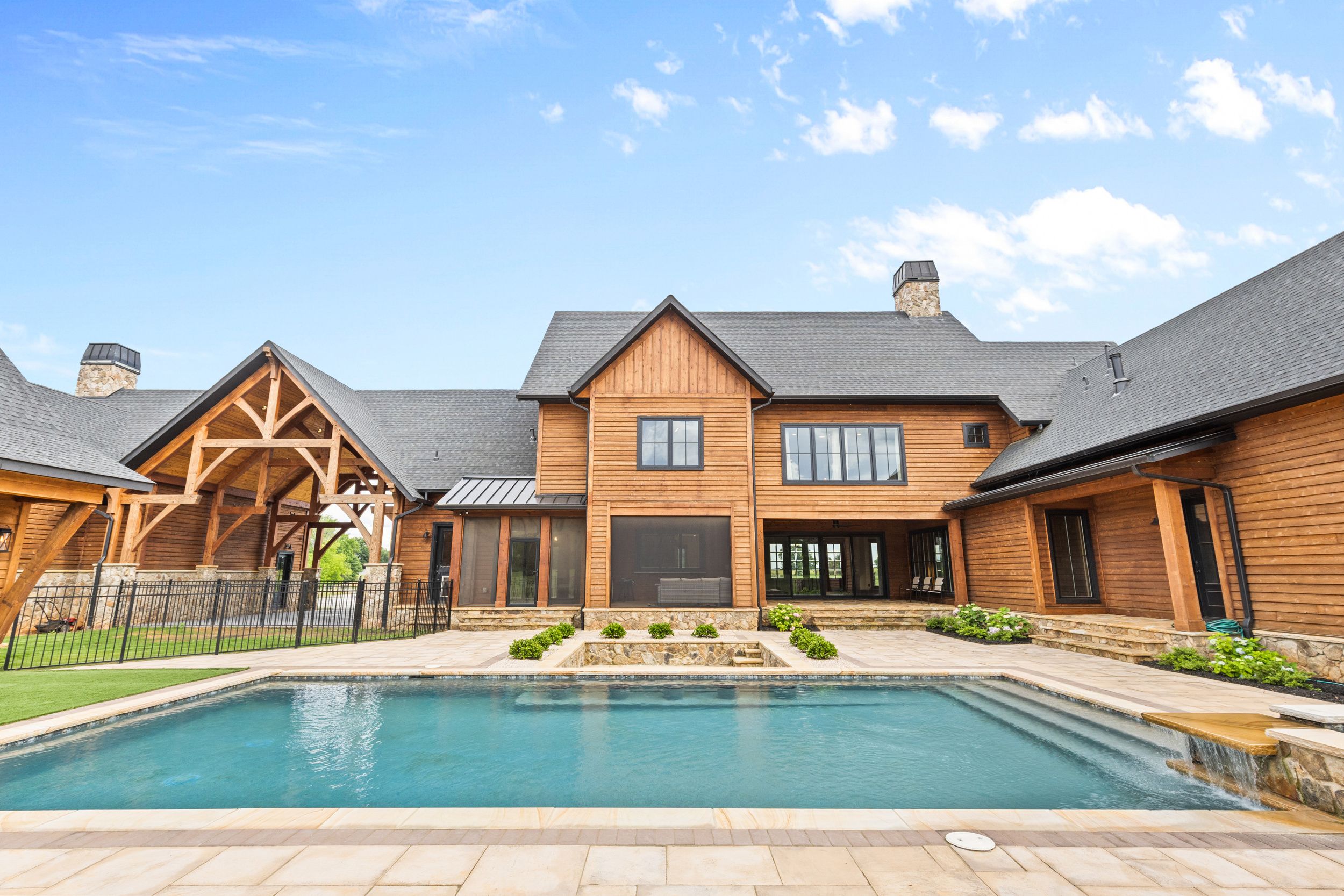 south charlotte Monroe house lists for $10M owned by crypto billionaire