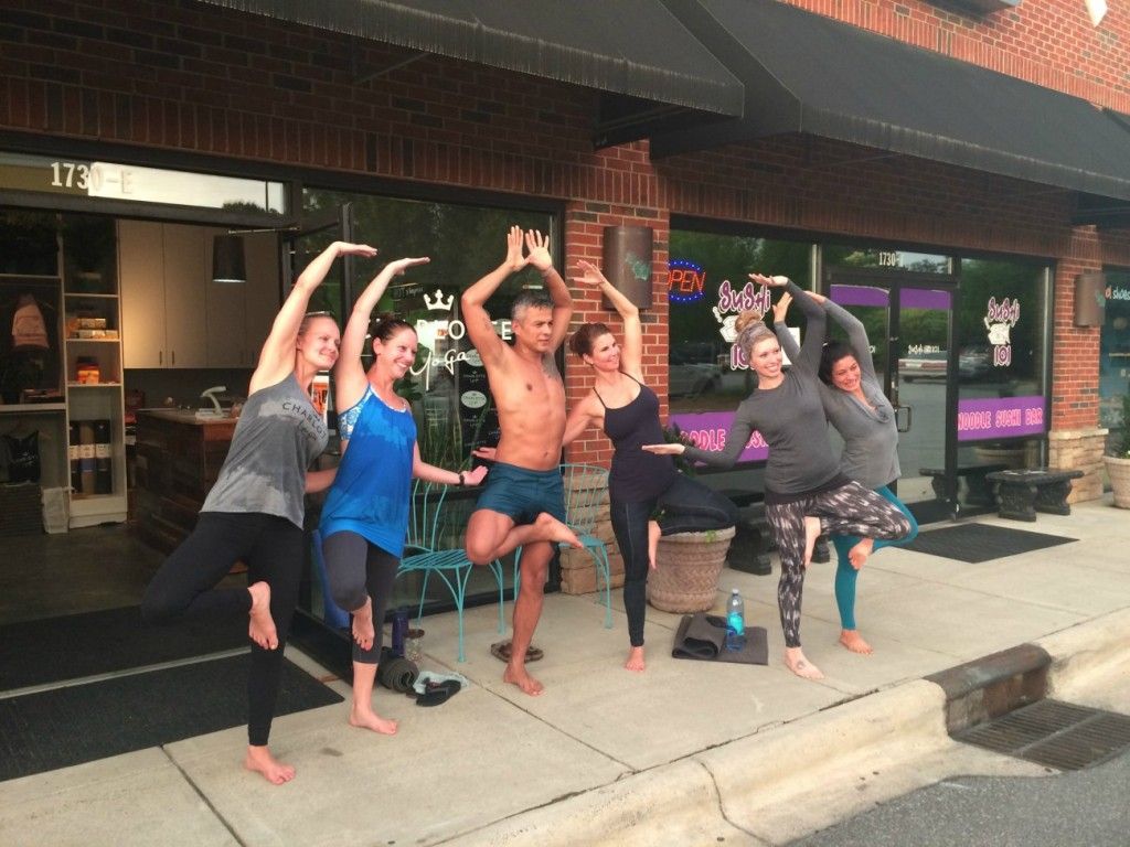 Edwin Gil yoga
