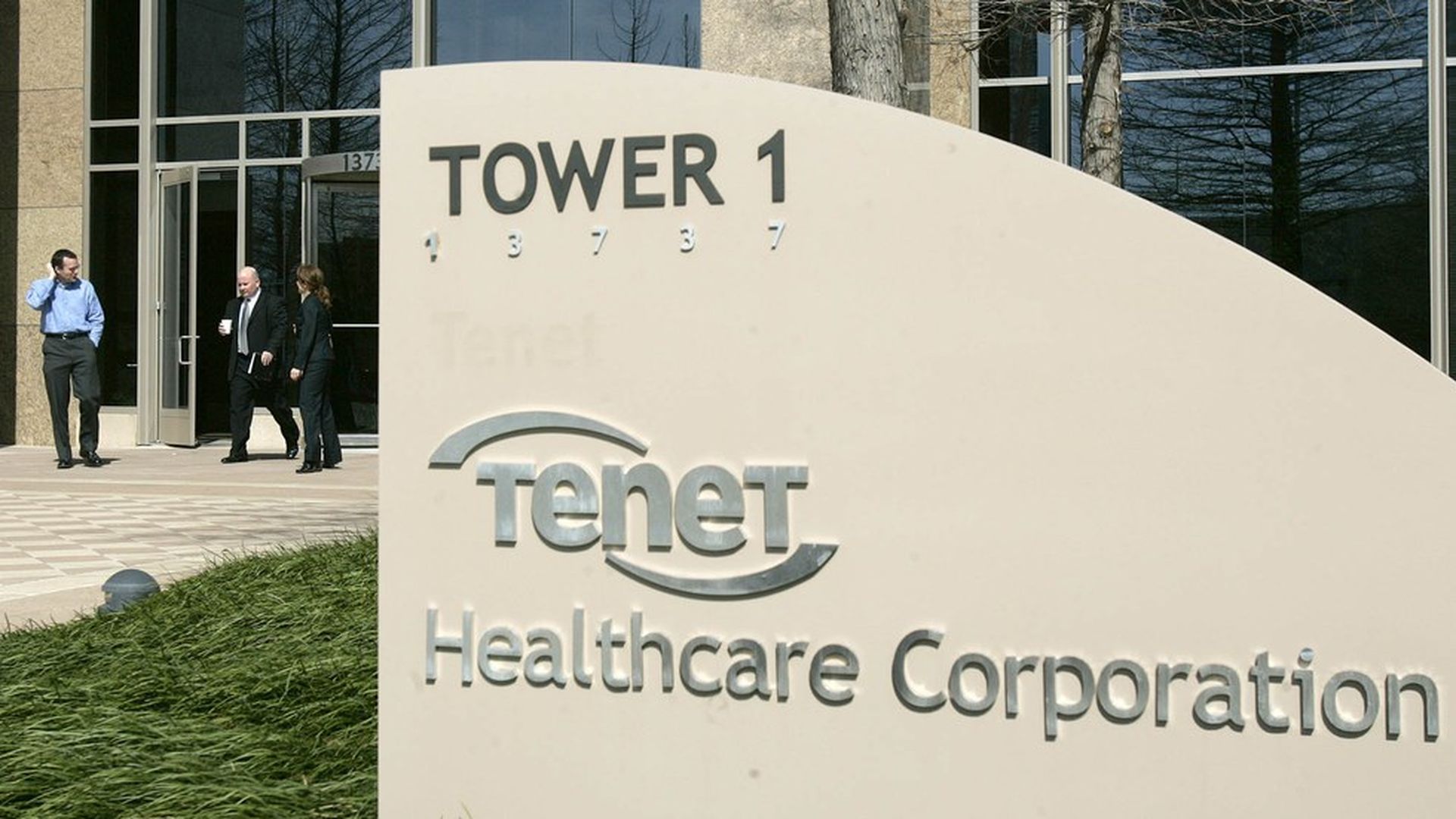 Tenet CEO has 'no plans' to leave