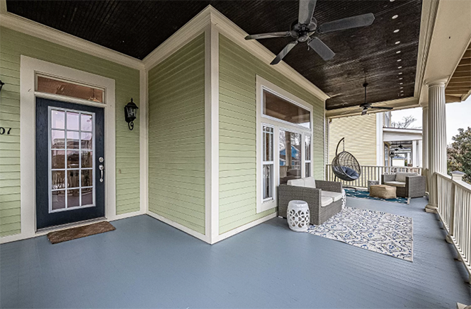 17501 Captain Ardrey Rd porch