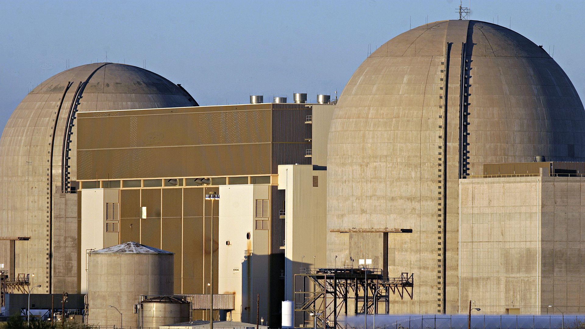 The exterior of Palo Verde Generating Station. 