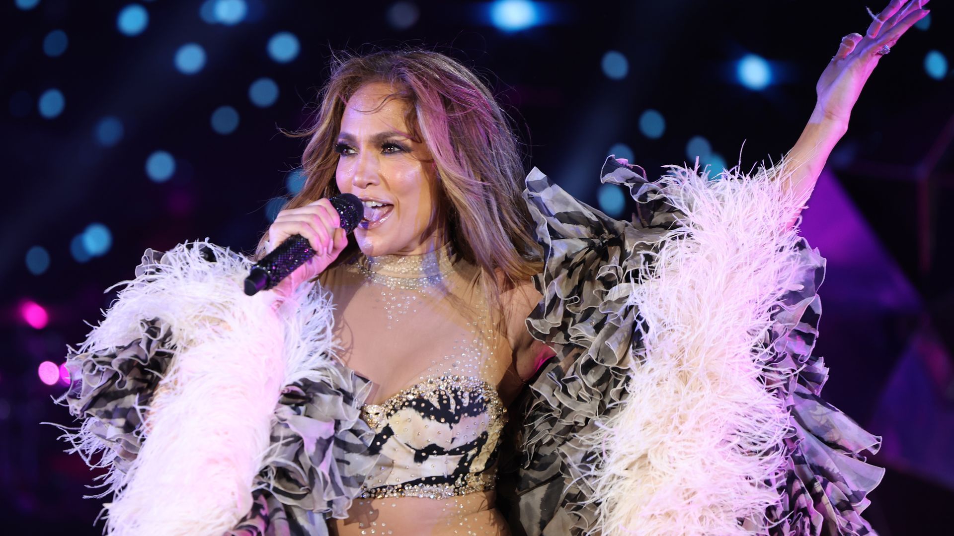 Photo of Jennifer Lopez performing. 