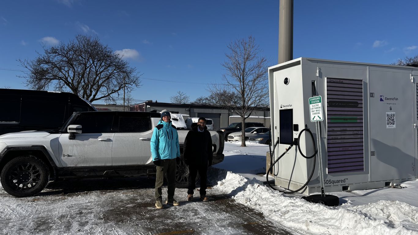 Detroit startup tests fast EV charging without grid upgrades - Axios ...