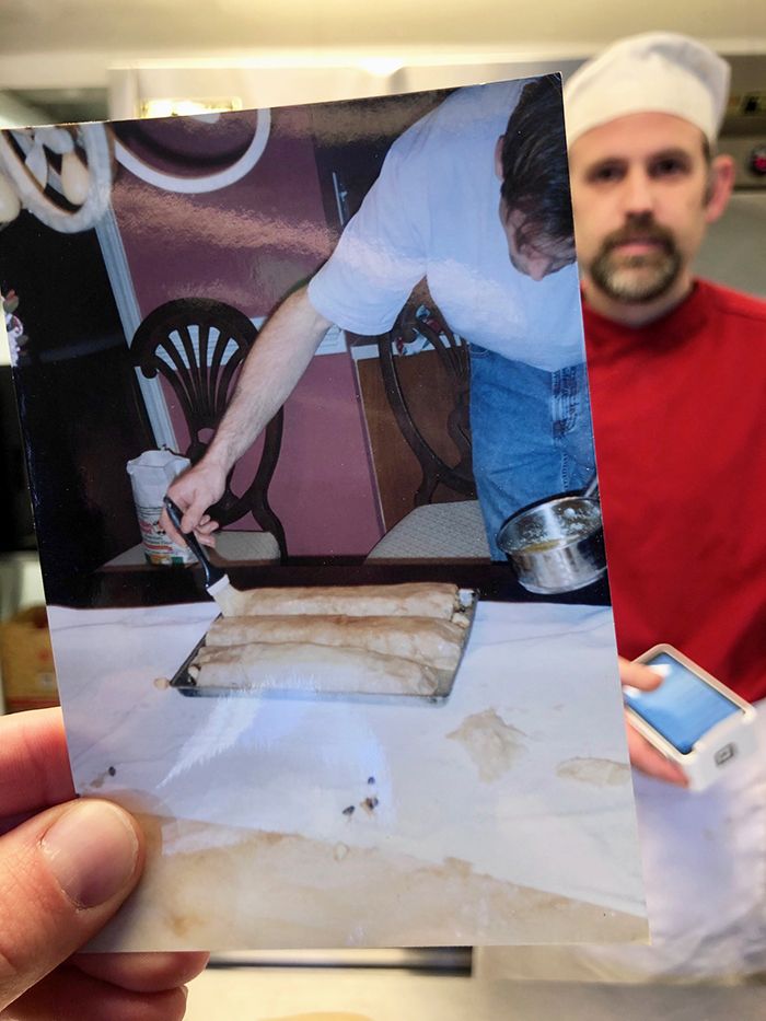 strudel owner at studel shop near noda