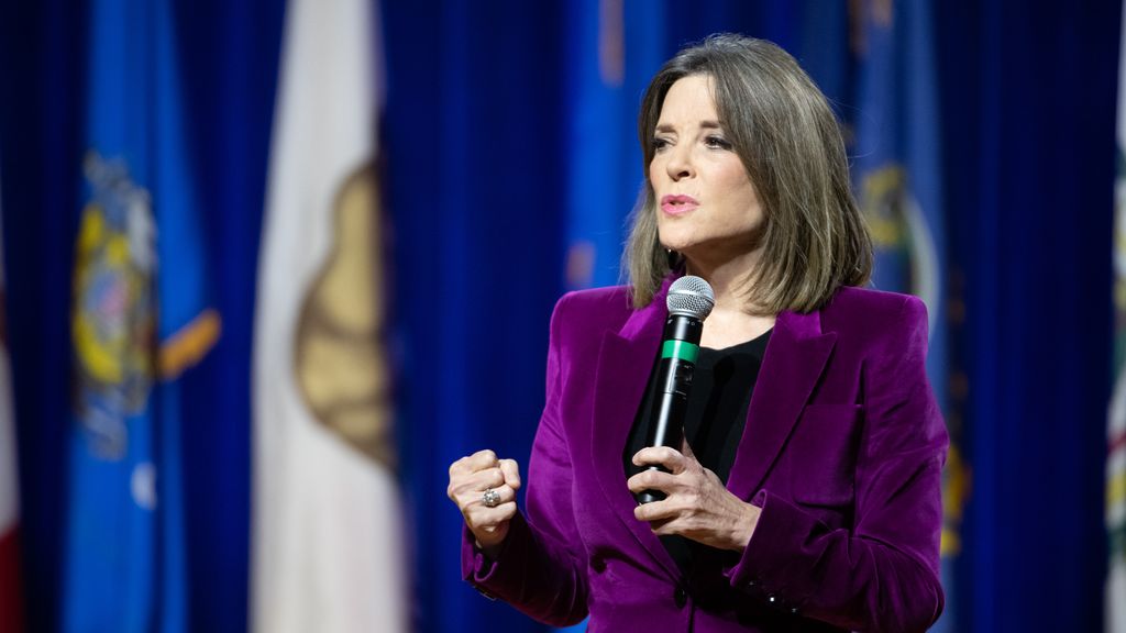 Marianne Williamson announces 2024 presidential bid