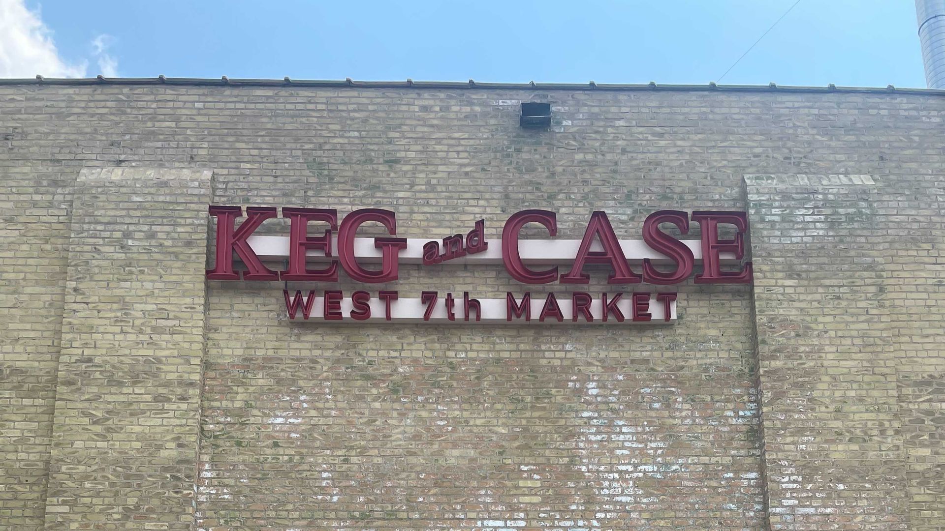 keg and case sign