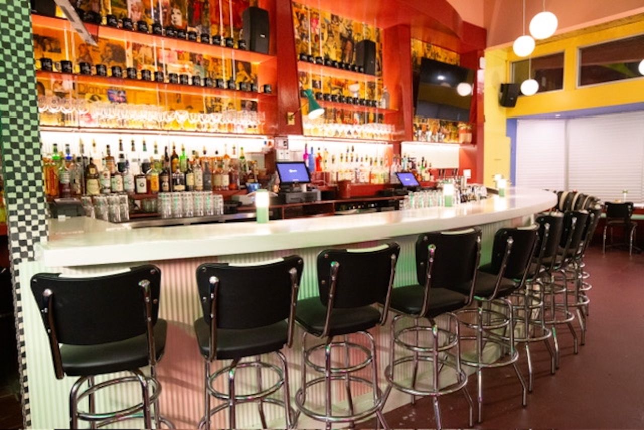 The bar at Her Diner