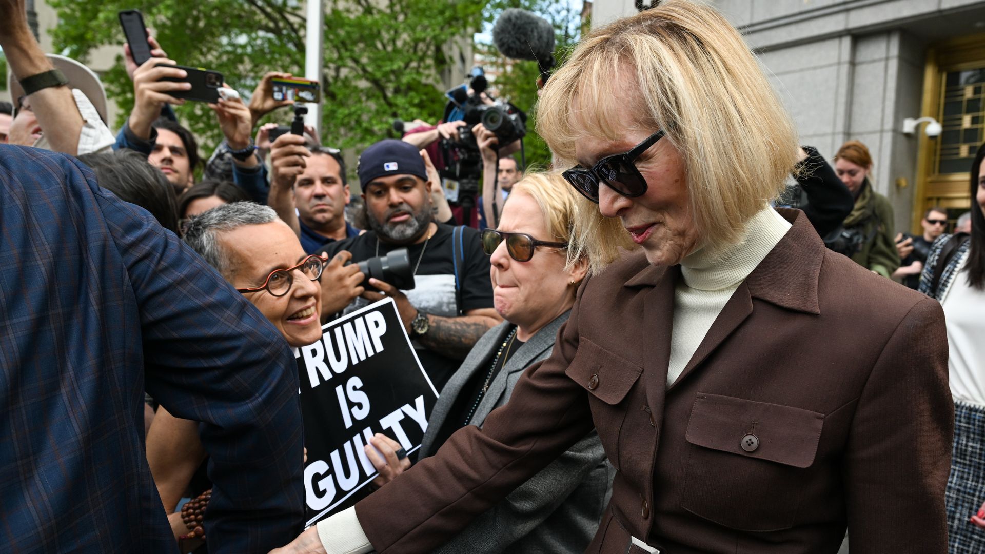 E Jean Carroll leaving the courtroom