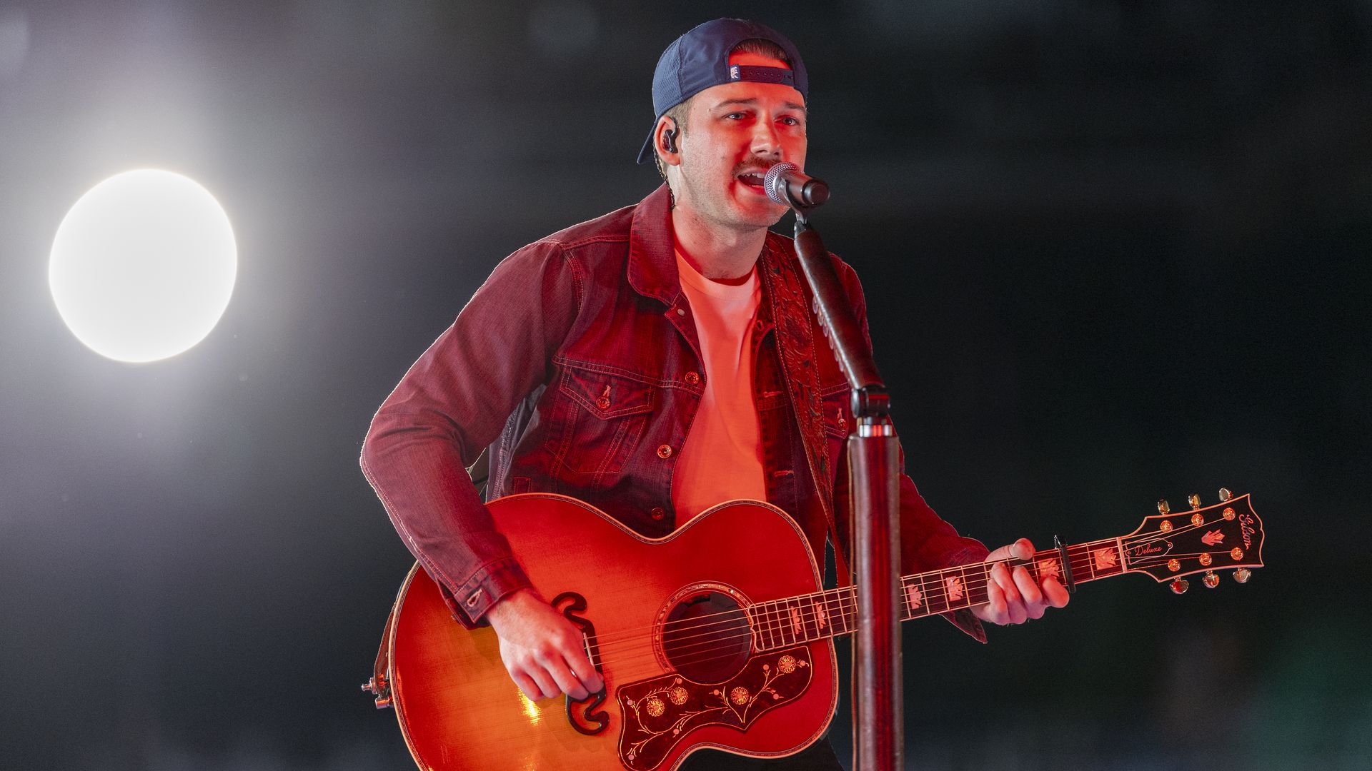Morgan Wallen performs the song "'98 Braves" at the 2023 Billboard Music Awards at Truist Park in Atlanta, Georgia.