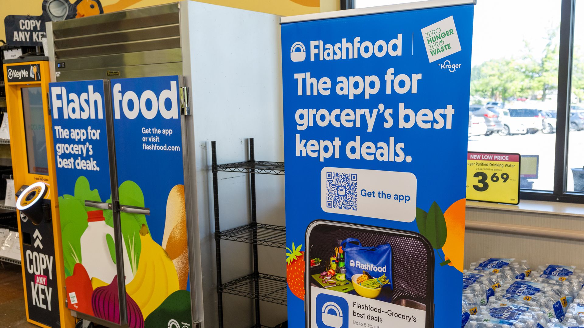 A sign that says Flashfood in a Kroger