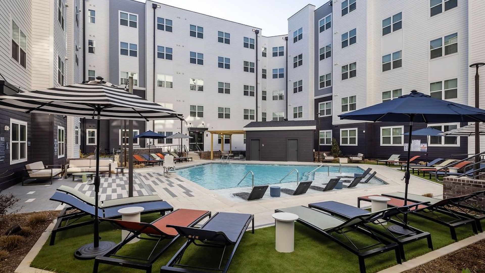 apartment building pool