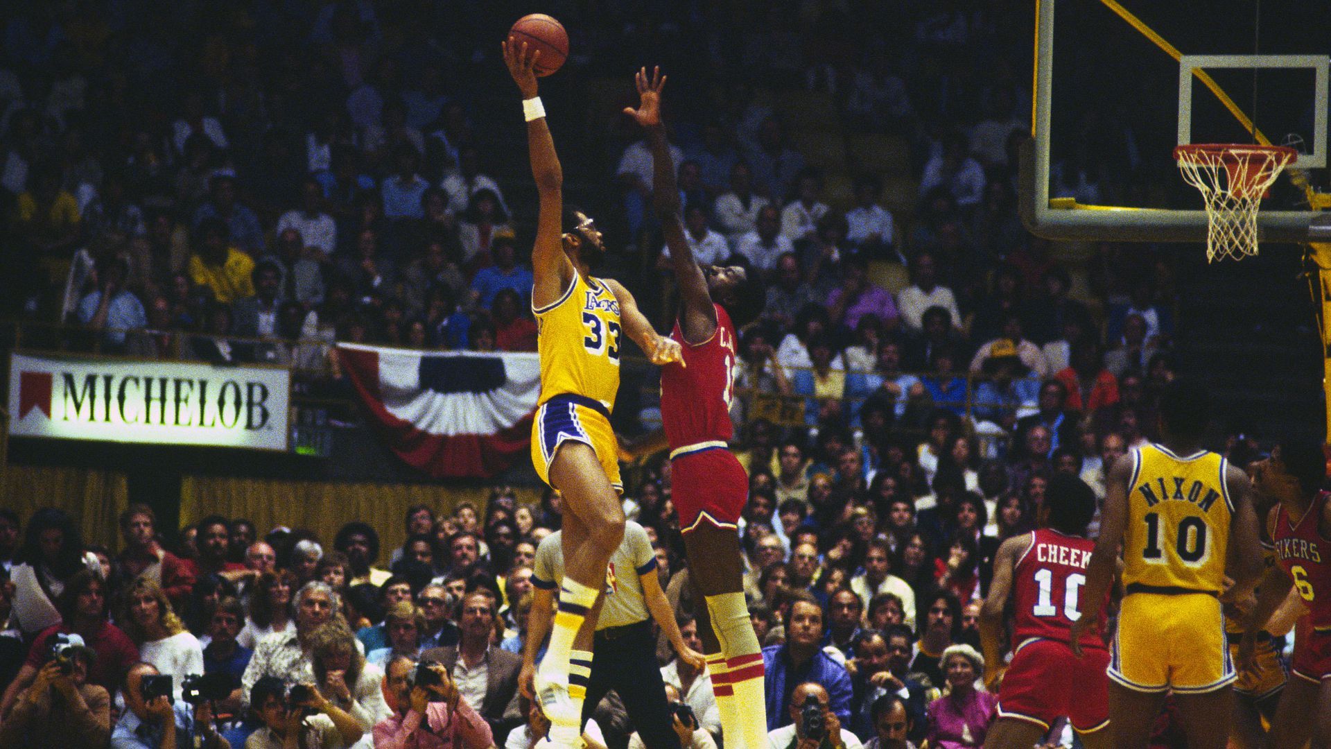 Kareem Abdul-Jabbar during the 1982 NBA Finals at The Forum. Photo: Focus on Sport/Getty Images