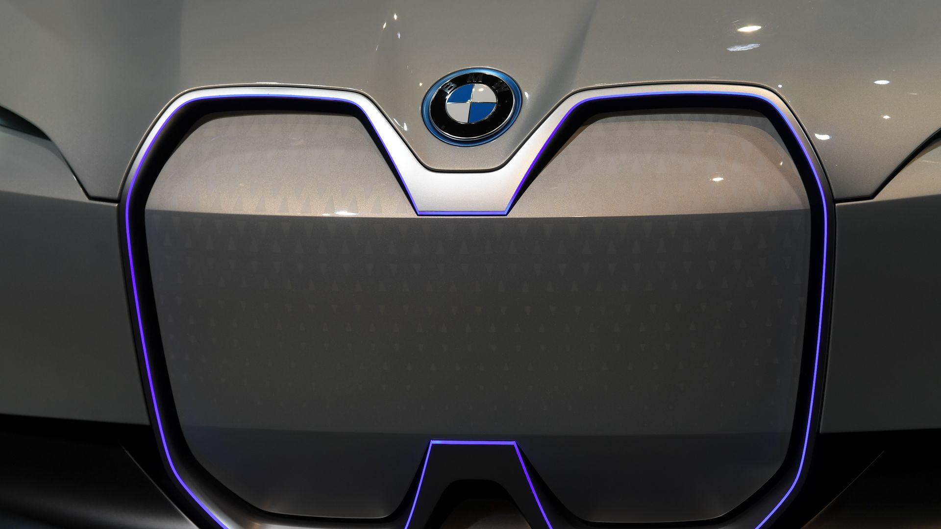 A BMW i4 car.
