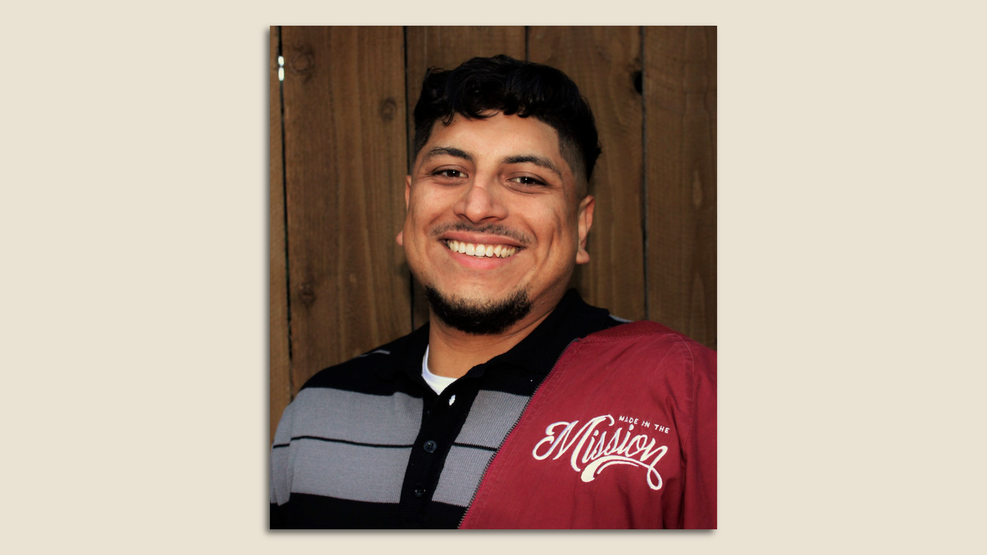 Photo of Julian Bermudez smiling at the camera