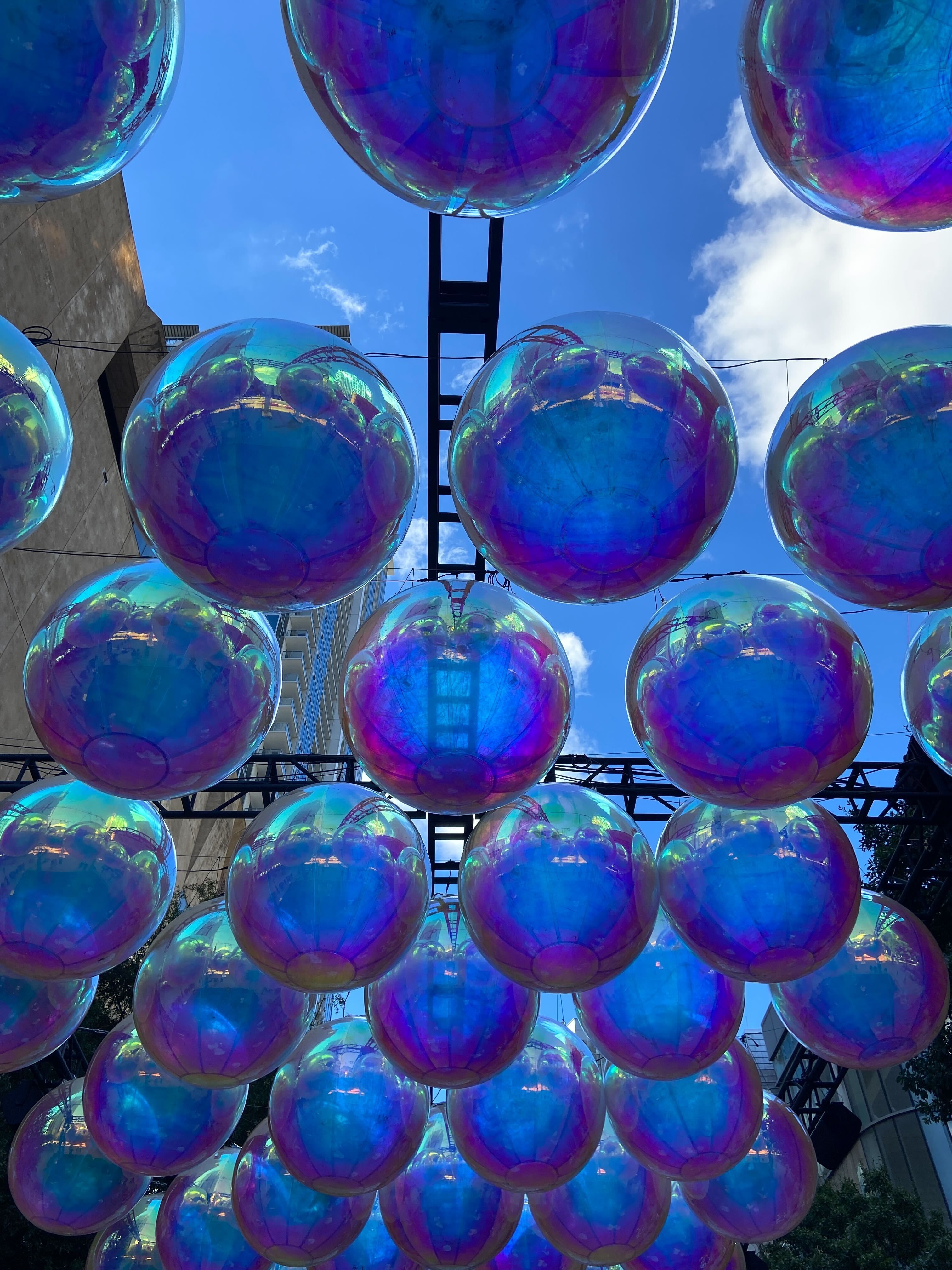 Giant bubbles at CIAF. 