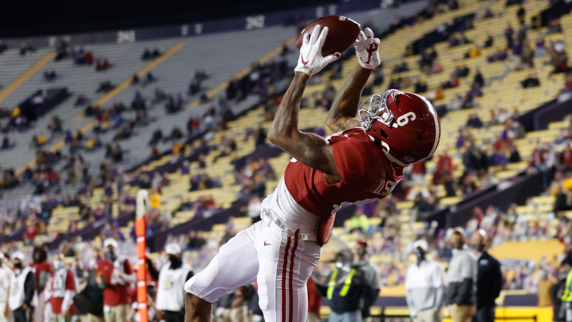 devonta smith making epic catch