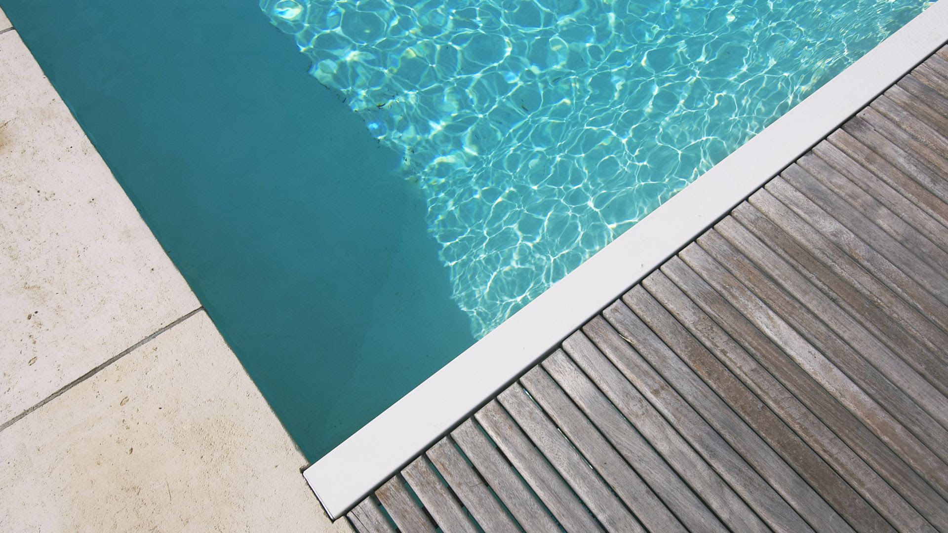 The corner of a generic pool in an unknown location.