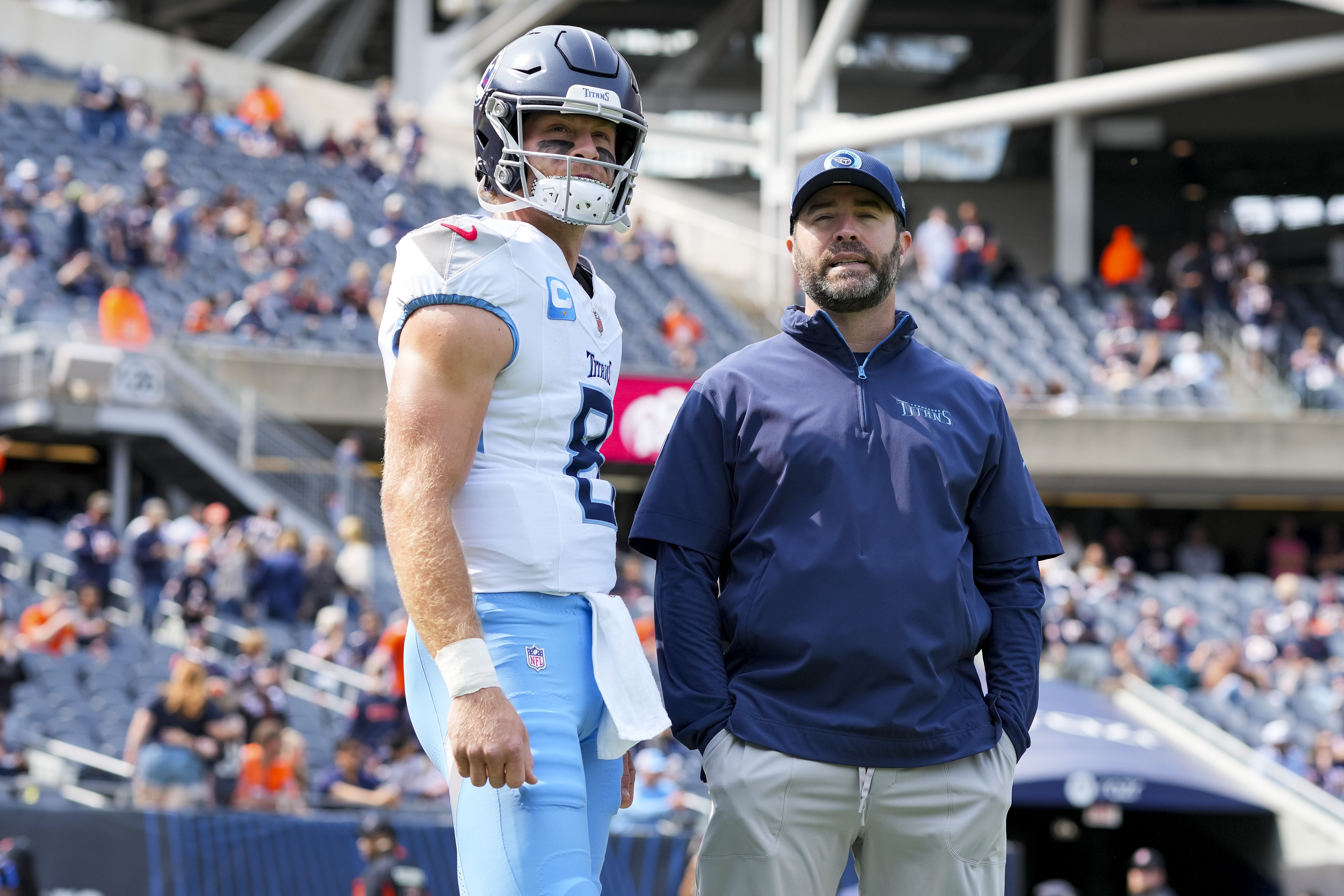 Titans coach Brian Callahan reacts to quarterback Will Levis' bad play, his  sideline response - Axios Nashville