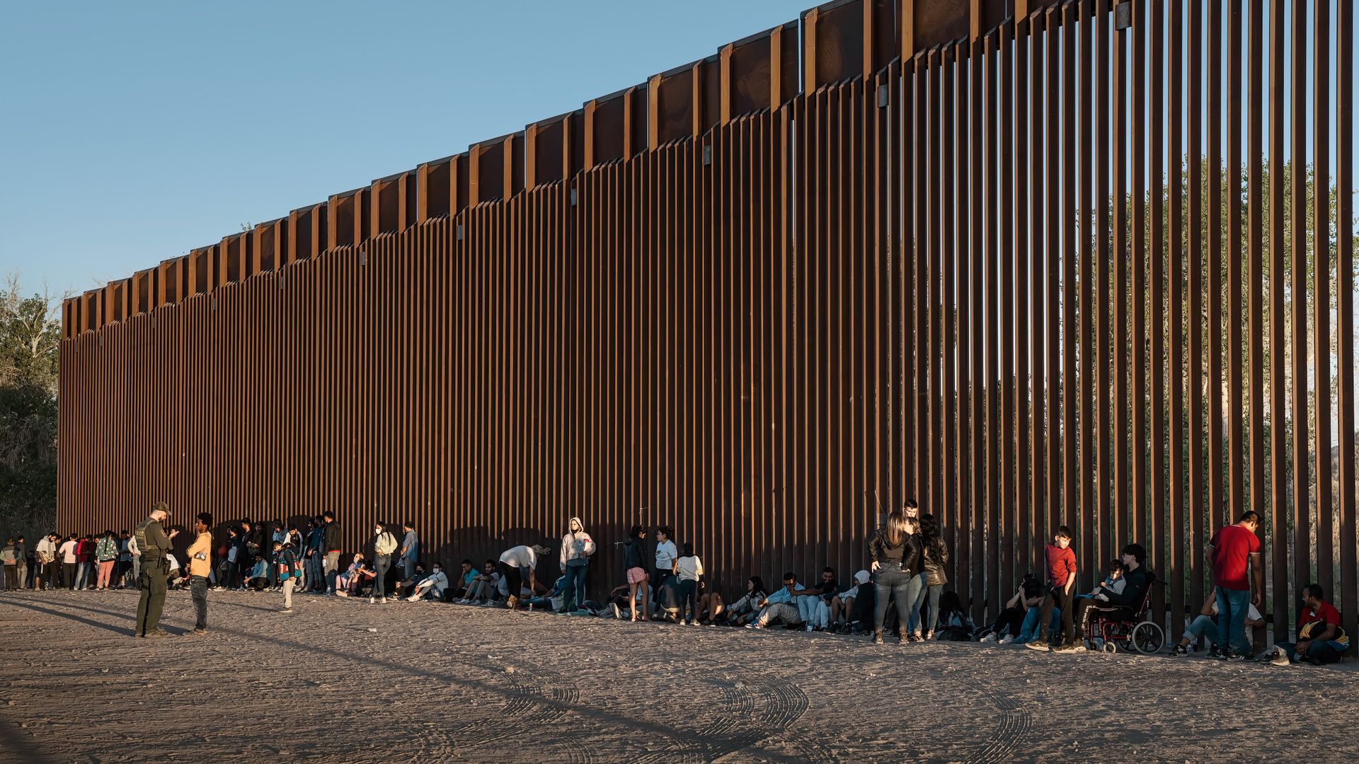 U.S. border patrol finds baby, toddler abandoned by smugglers in ...