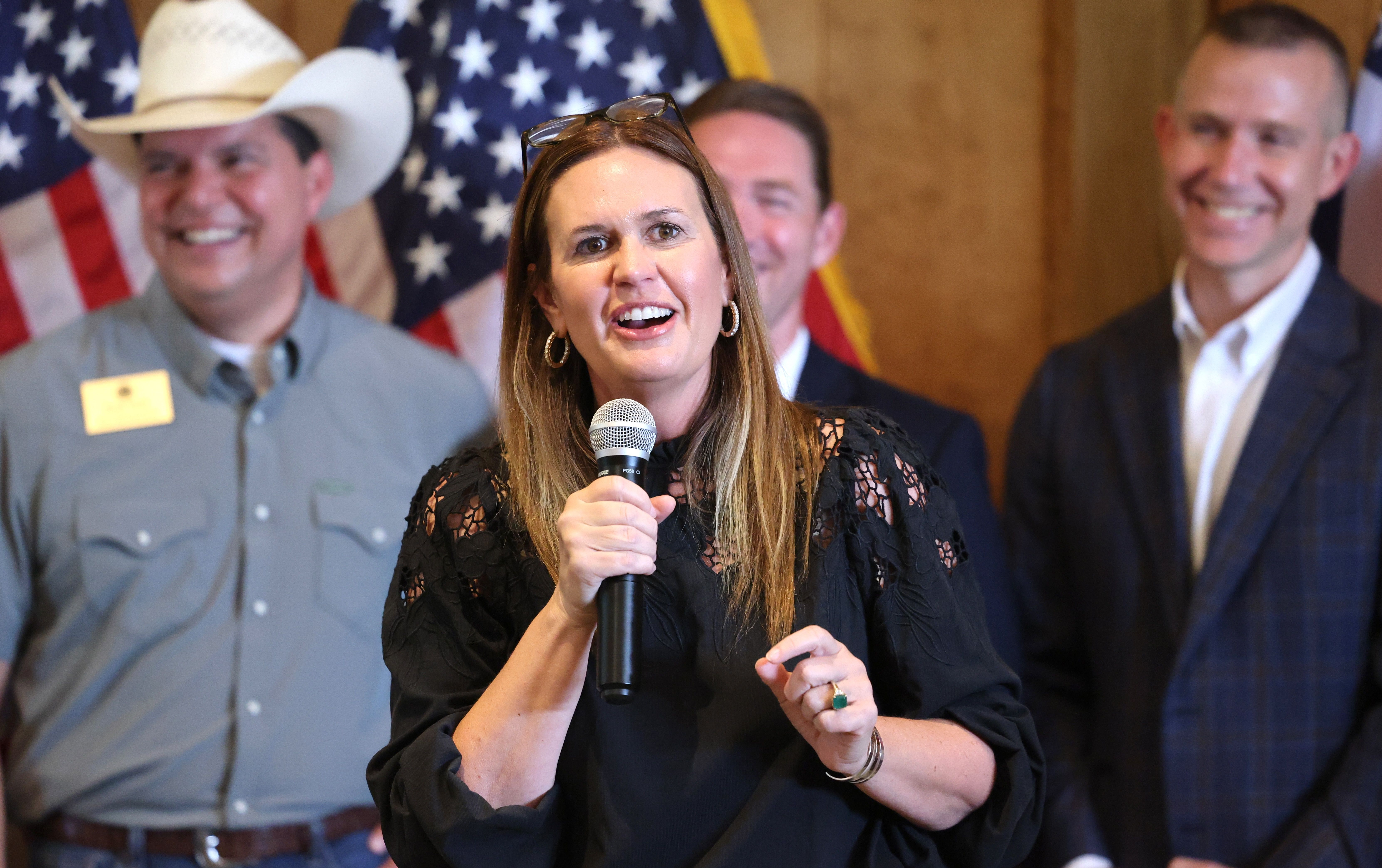 Gov. Sanders dubs Siloam Springs "Capital for a Day"