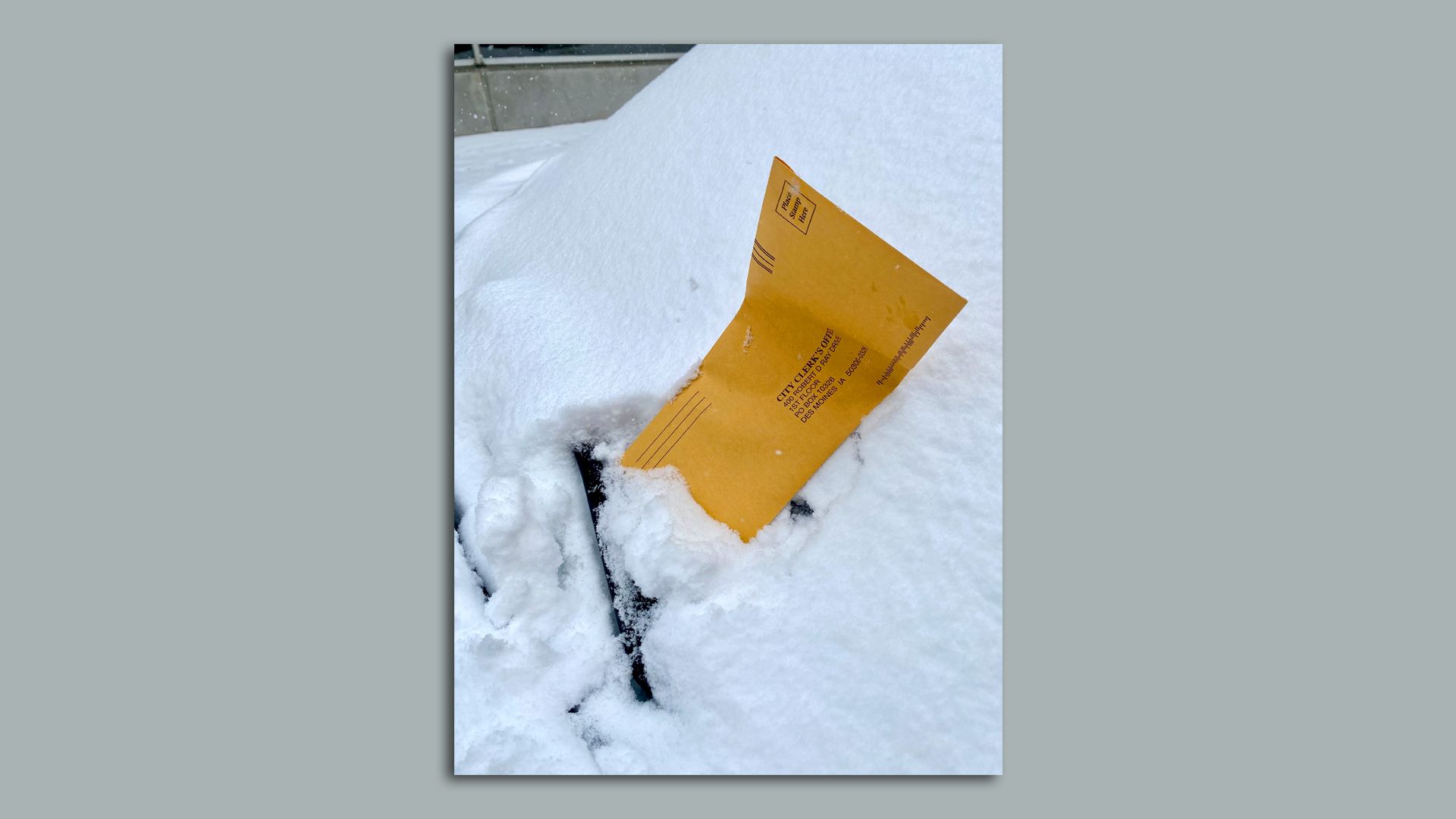 A picture of a parking ticket on Linh's car.