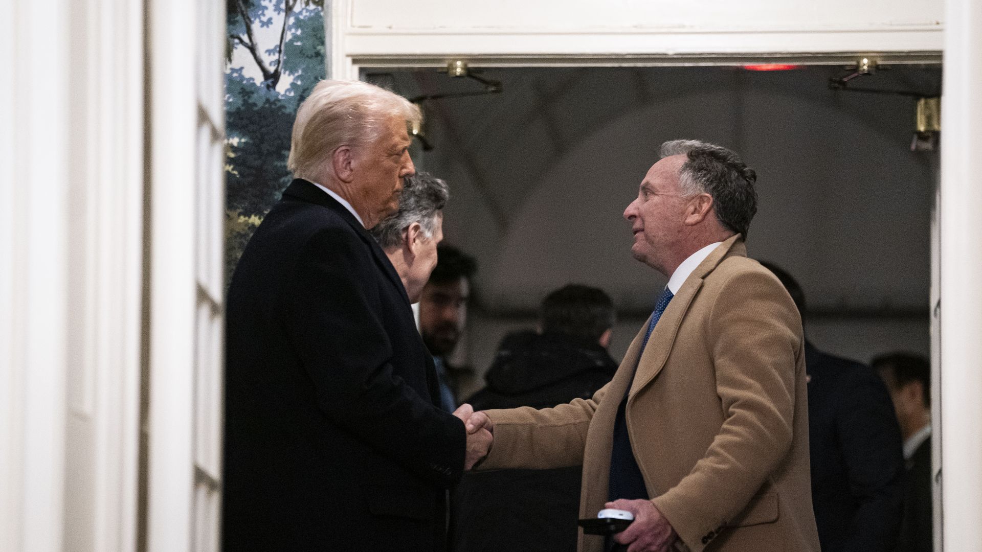 Trump witkoff doorway