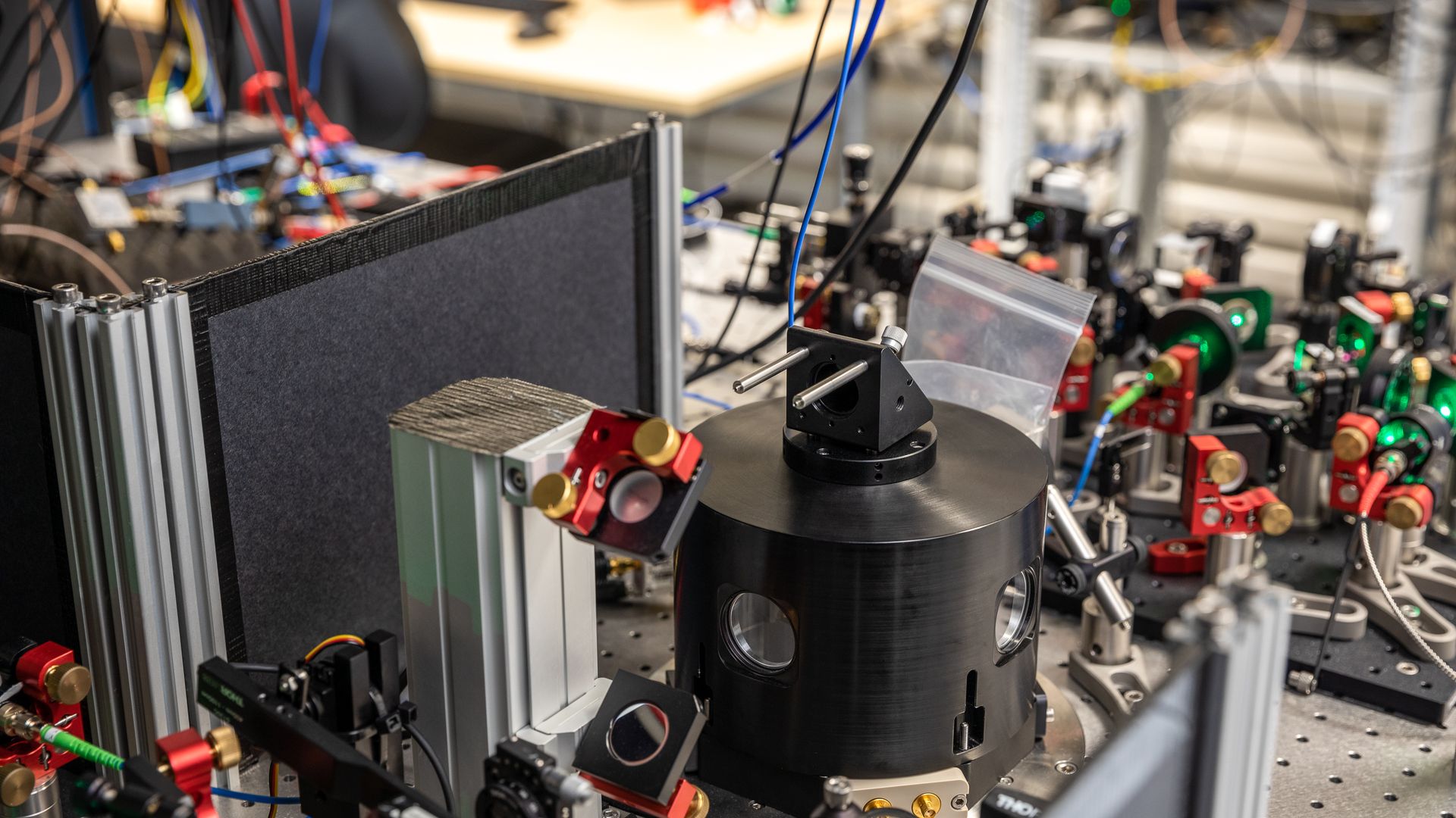 Quantum teleportation receiver