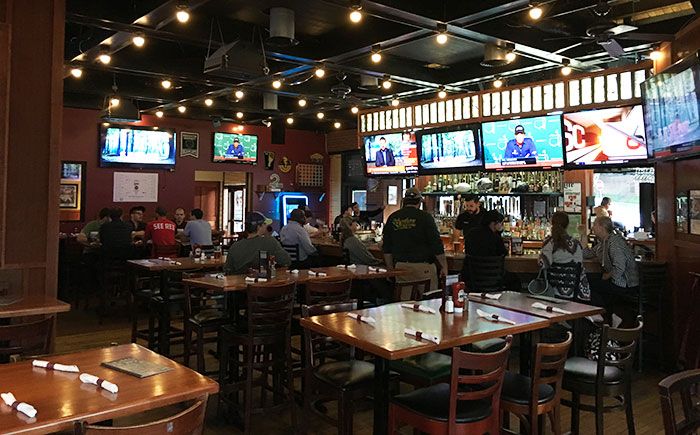 dilworth-neighborhood-grill-inside