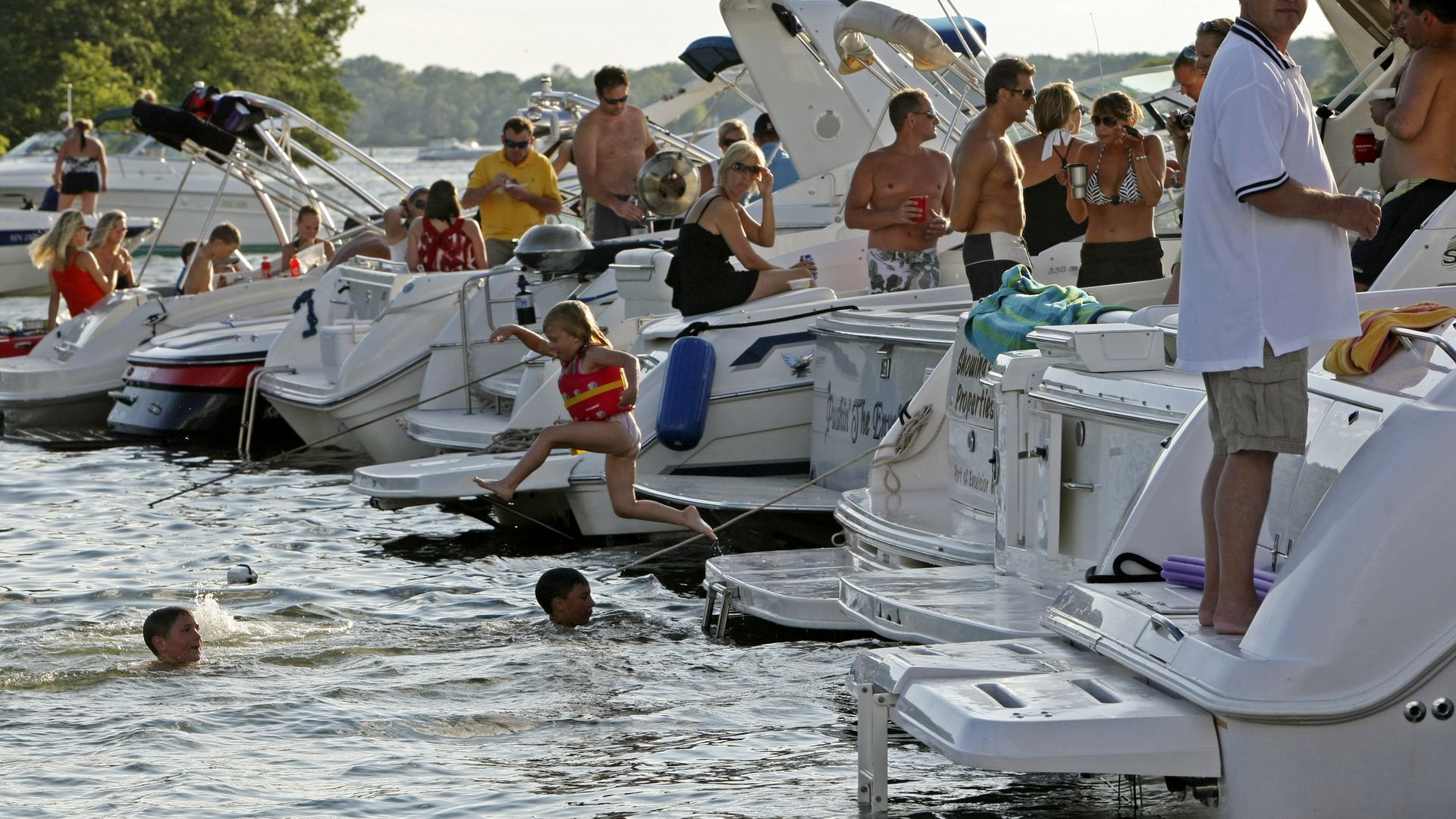boats on lake Minnetonka.