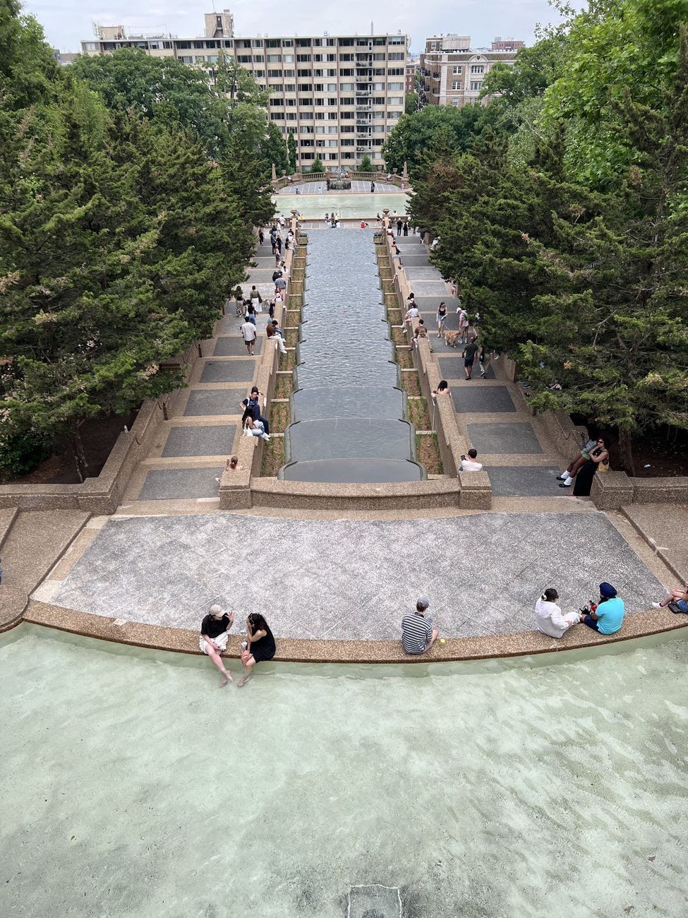 Fountain flowing with water in Washington DC park