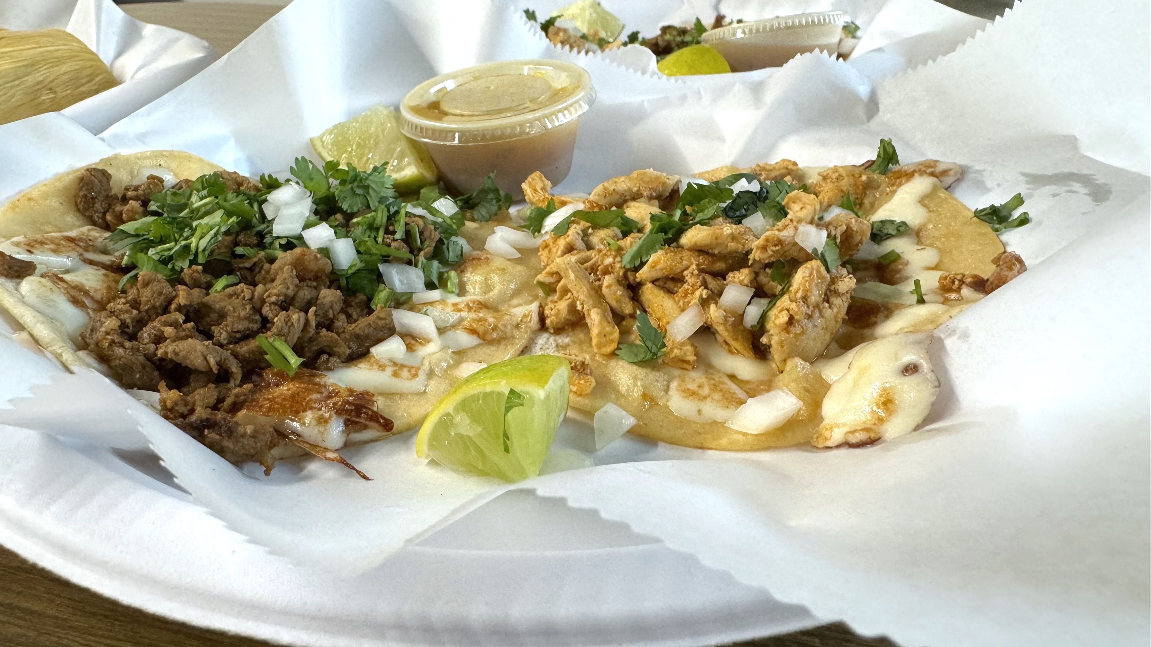 A plate of tacos.