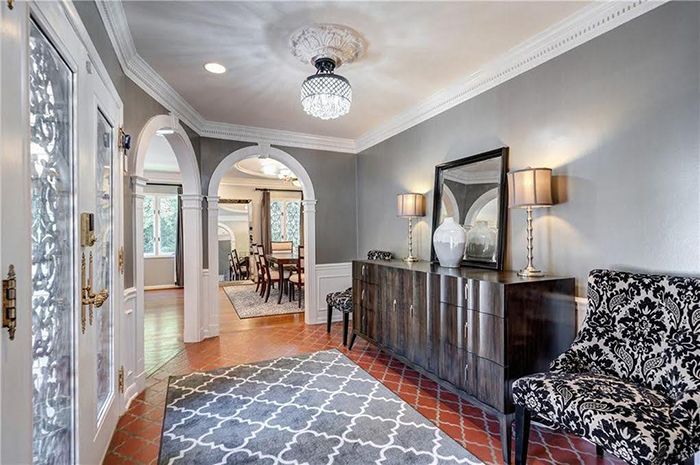 Hickory mediterranean renovation before