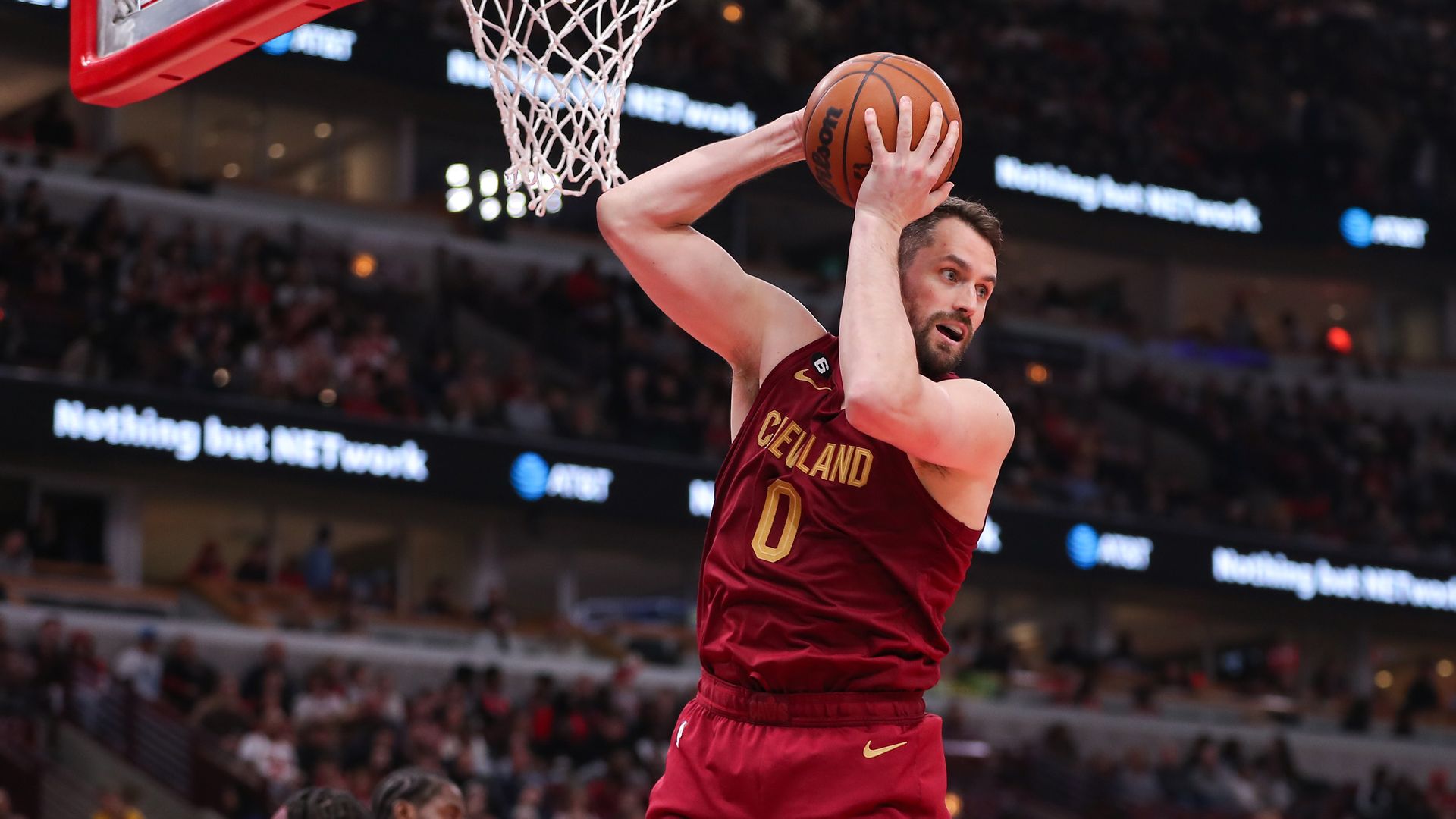 kevin love grabs a rebound