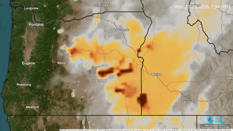 Animated gif shows a map of forecast smoke over Oregon and Idaho over the next several days with areas of intense smoke blowing south and east from fires in Oregon.