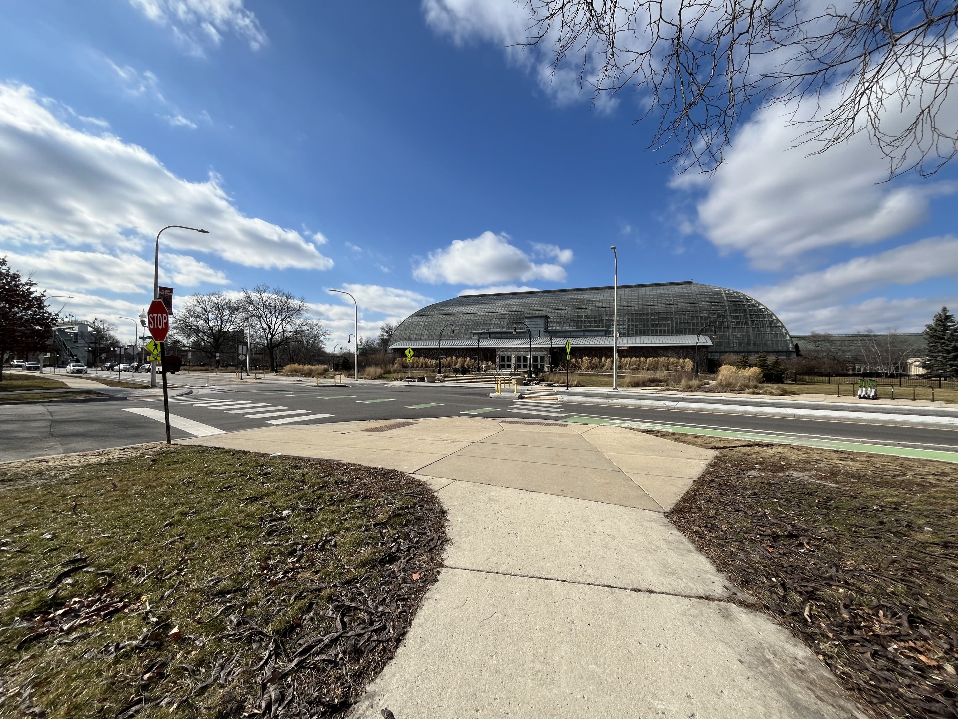 Photo of a conservatory next to a street 