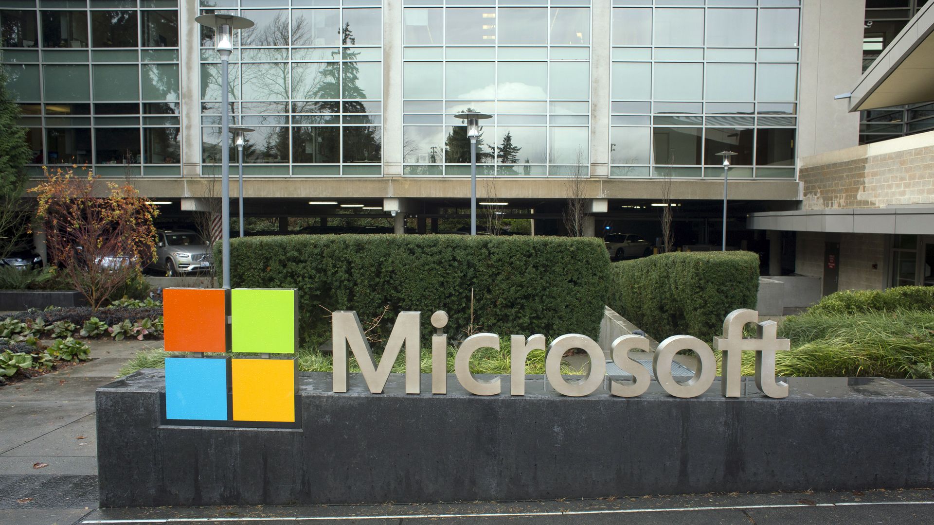 How Microsoft helped build modern Seattle over the past 50 years - Axios  Seattle