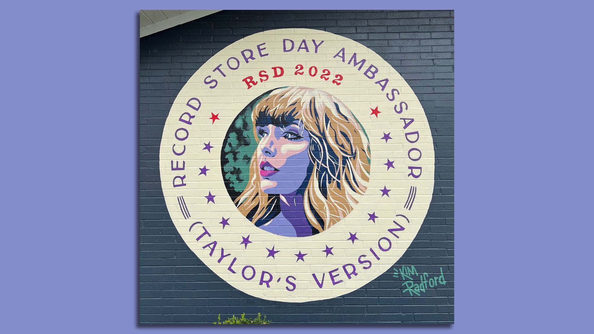 A mural of Taylor Swift on record store day