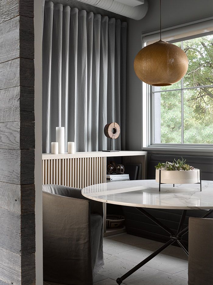 Pursley-Dixon-Architecture-office-tour-table