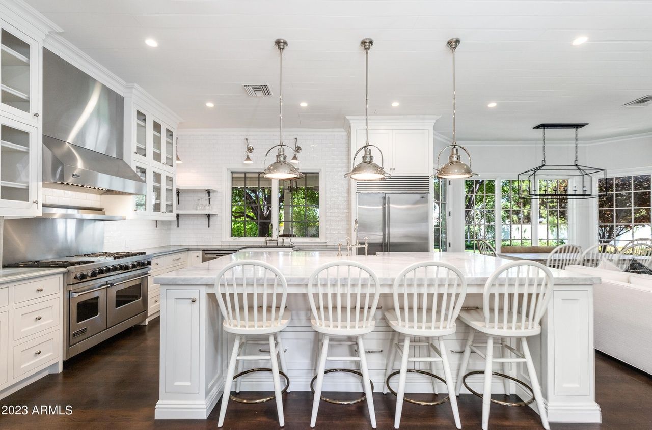 A modern farmhouse kitchen.