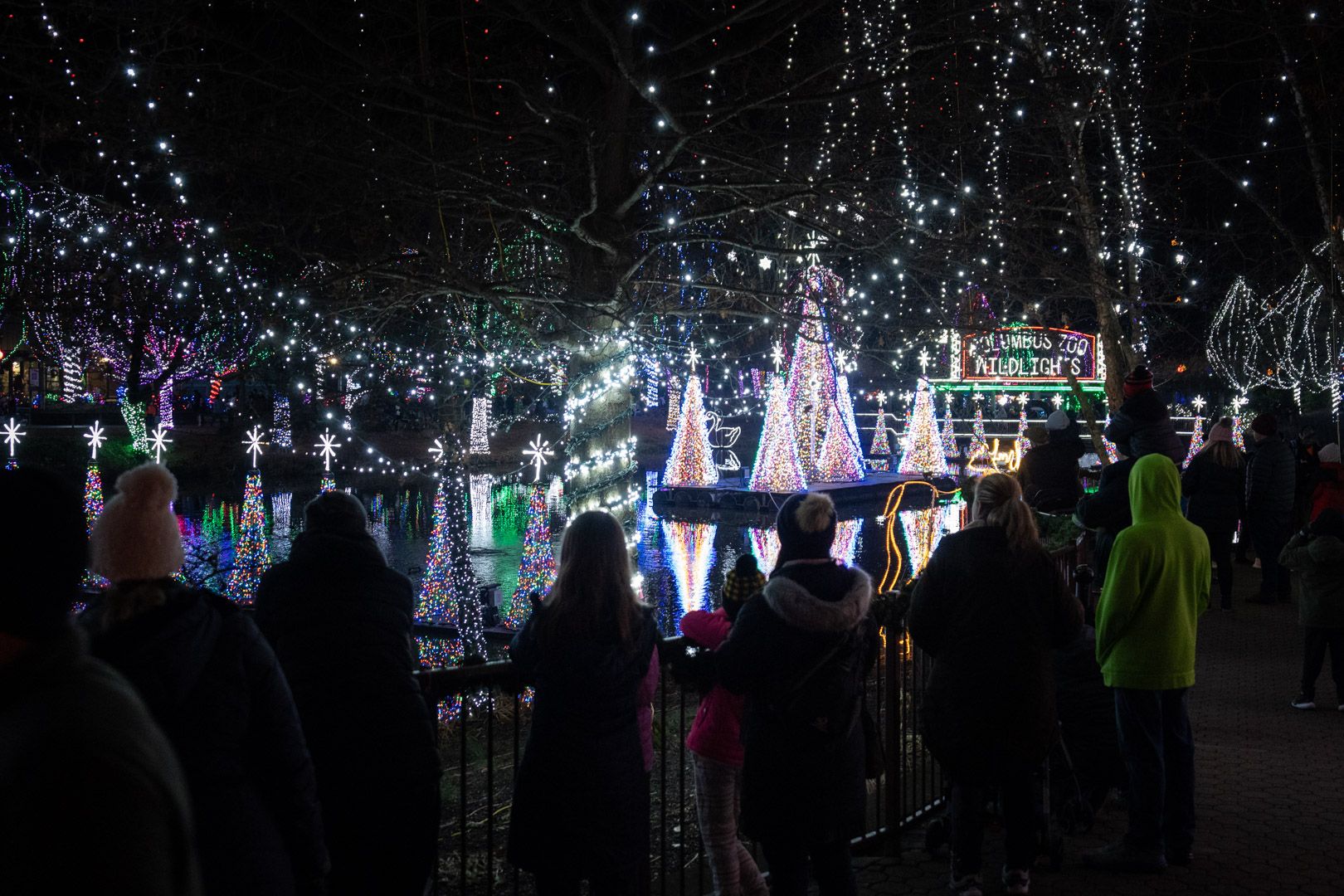 10 best Christmas light displays in Columbus, Ohio - Axios Columbus