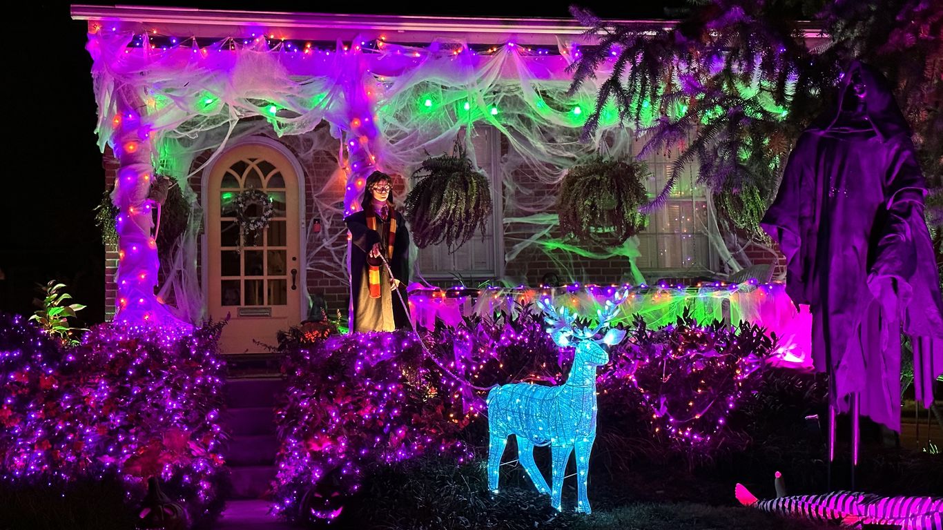Richmond's Halloween lights get the tacky treatment