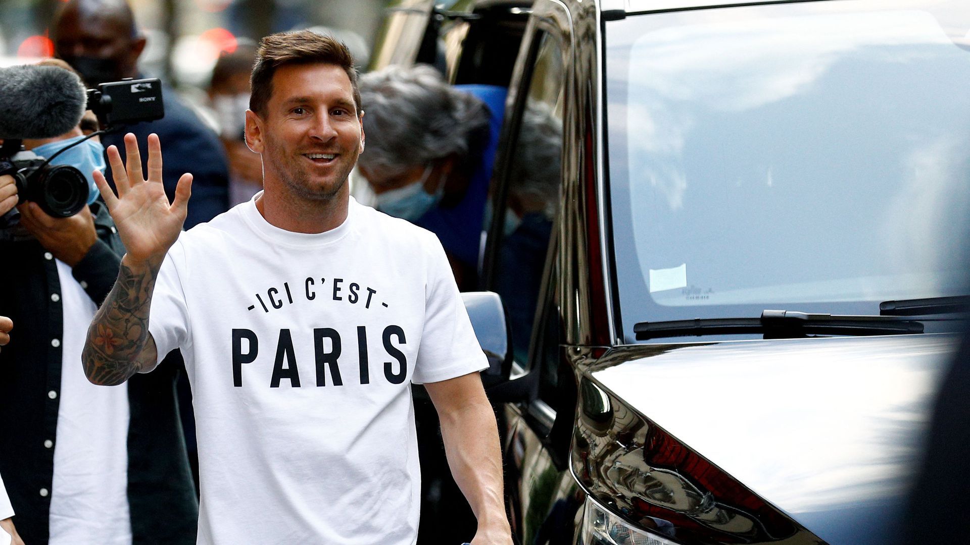 Photo of soccer player lionel messi