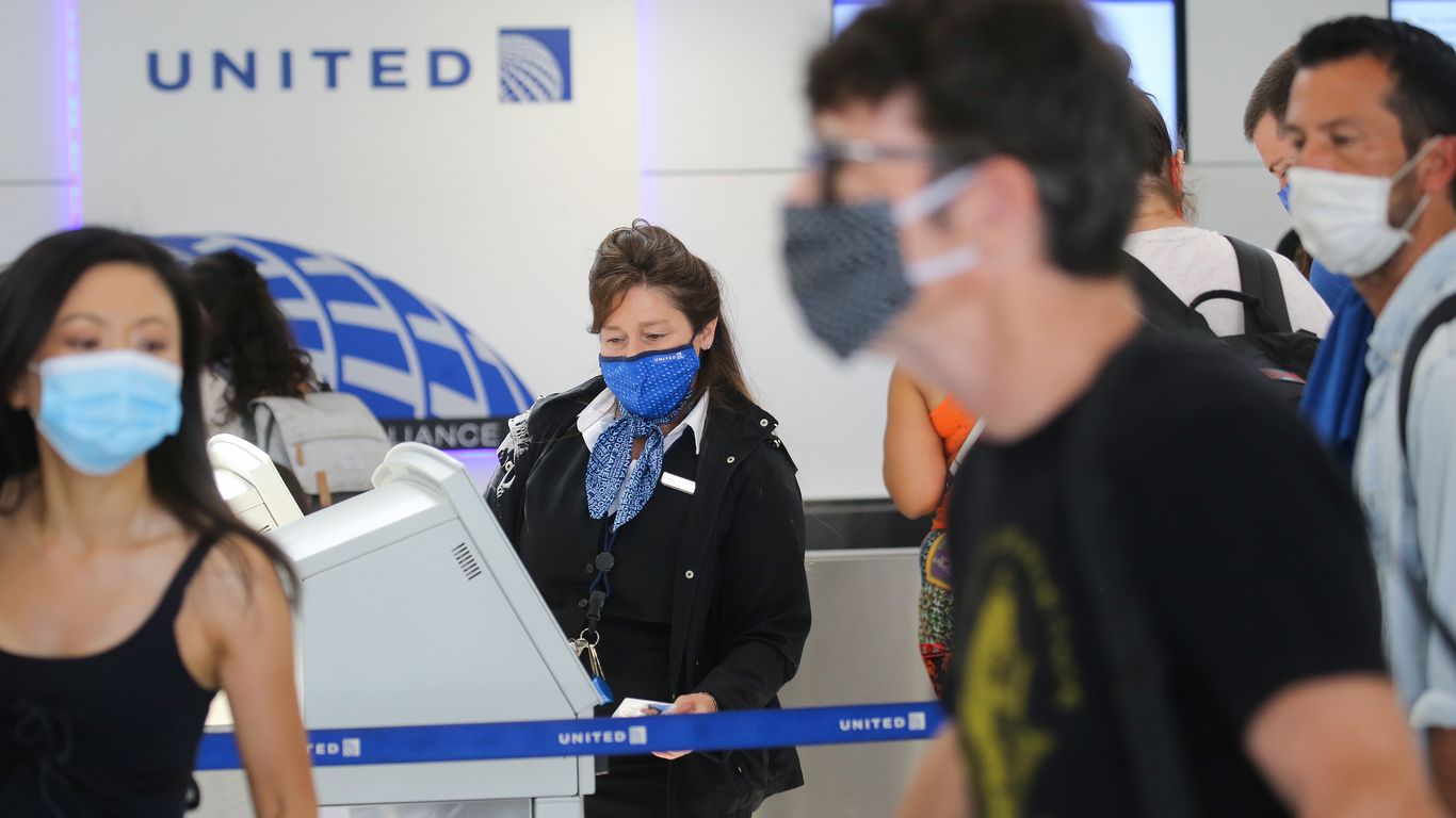 United first major U.S. airline to mandate vaccines for employees
