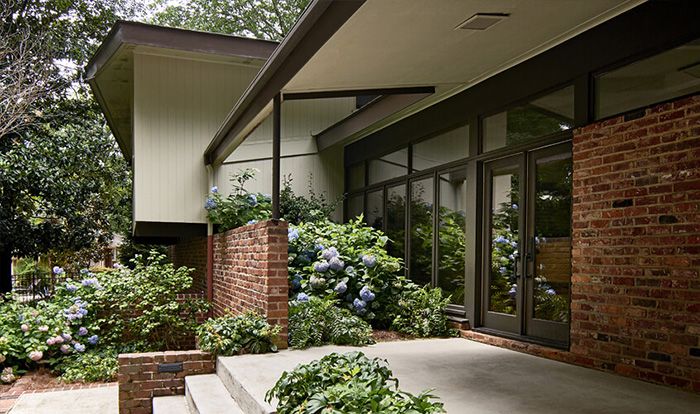 ferncliff-entrance-charlotte-home