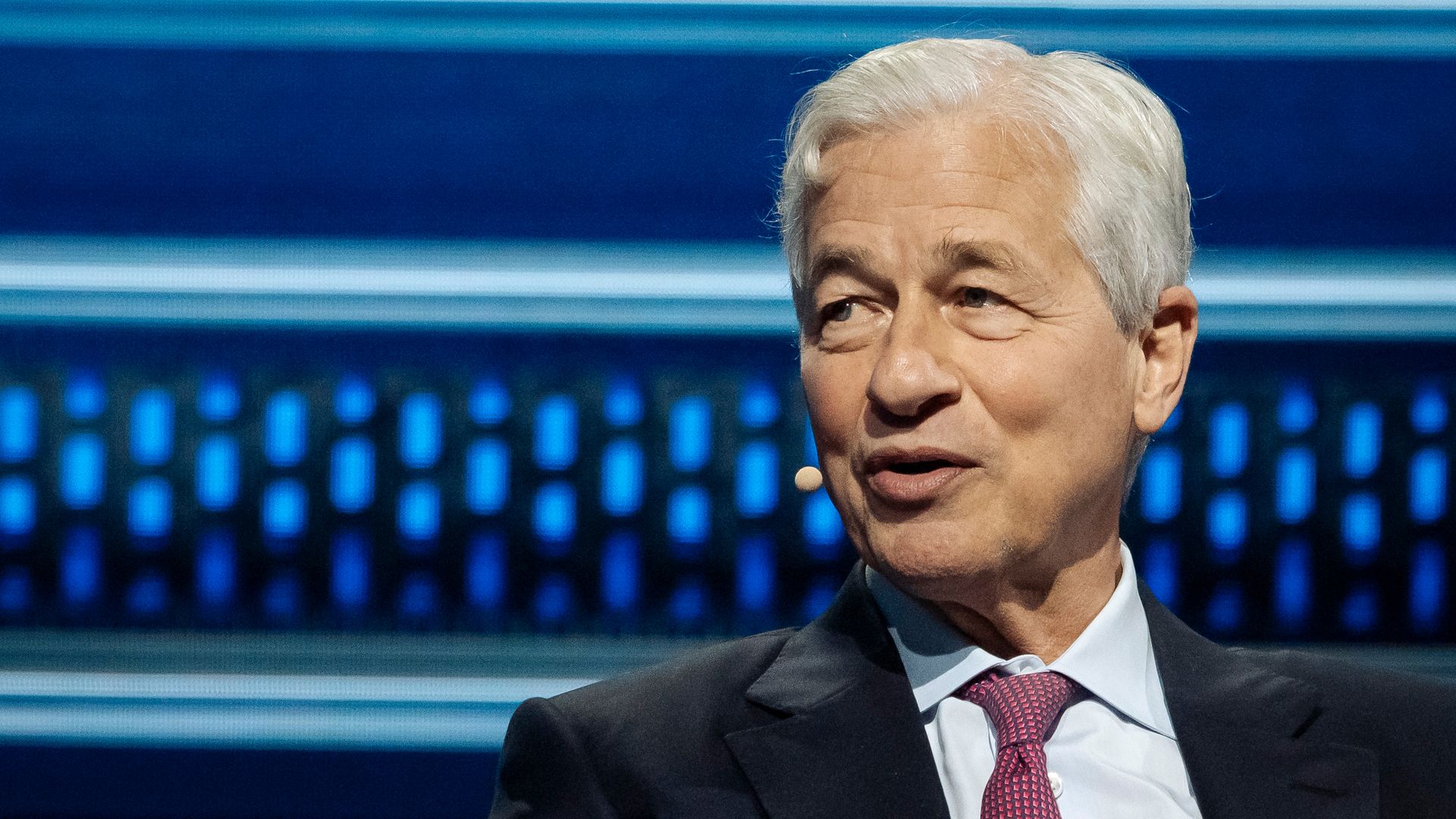JPMorgan Chase recoils at Trump Fed probe, credit card rate cap pitch JPMorgan Chase recoils at Trump Fed probe, credit card rate cap pitch