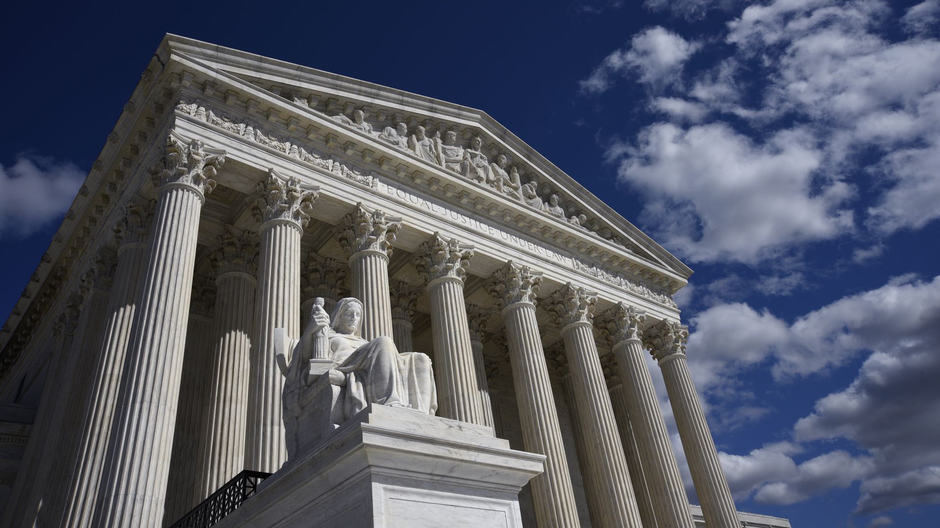 Exterior photo of the Supreme Court building in Washington, D.C.